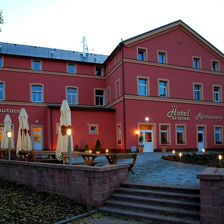 Hotel Senimo Оломоуц Экстерьер фото