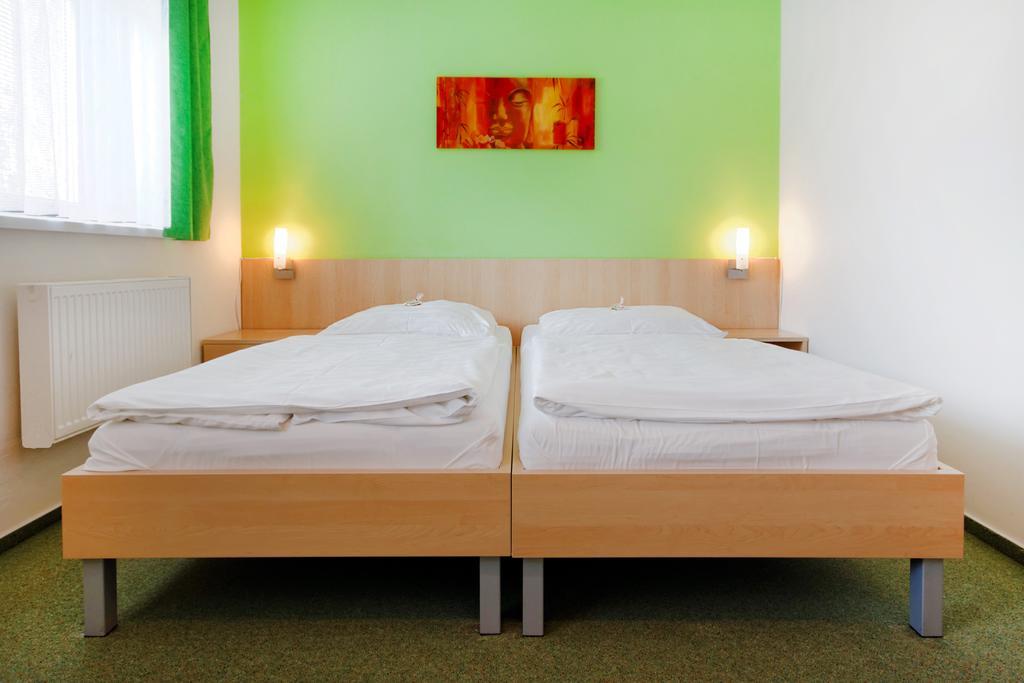 Hotel Senimo Оломоуц Экстерьер фото